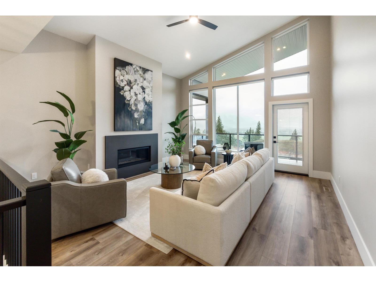 47256 Valerie Place, Little Mountain, Chilliwack, British Columbia V2P 7W9 - Photo 5 - R3095456