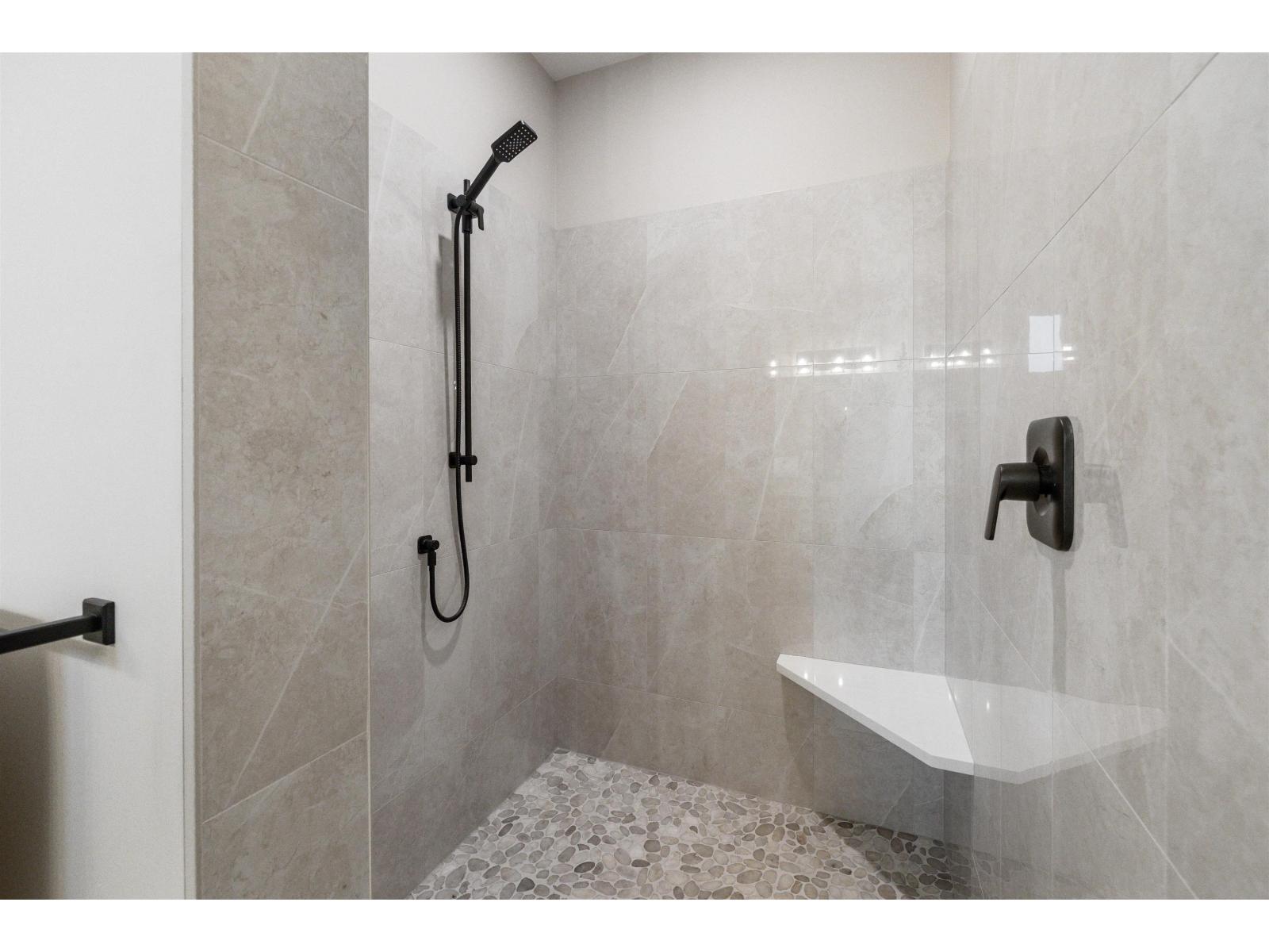 47256 Valerie Place, Little Mountain, Chilliwack, British Columbia V2P 7W9 - Photo 22 - R3095456