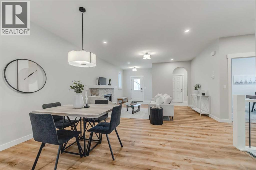 7 Clover Crescent, Beiseker, Alberta  T0M 0G0 - Photo 5 - A2290188