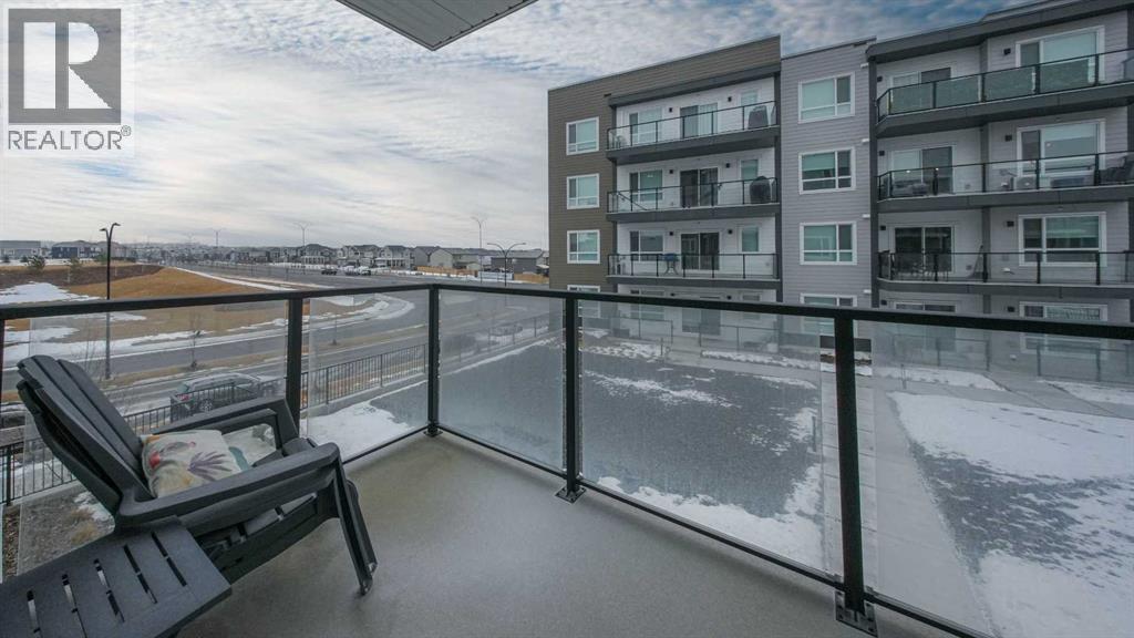 2209, 33 Carringham Gate Nw, Calgary, Alberta  T3P 2H6 - Photo 5 - A2291597