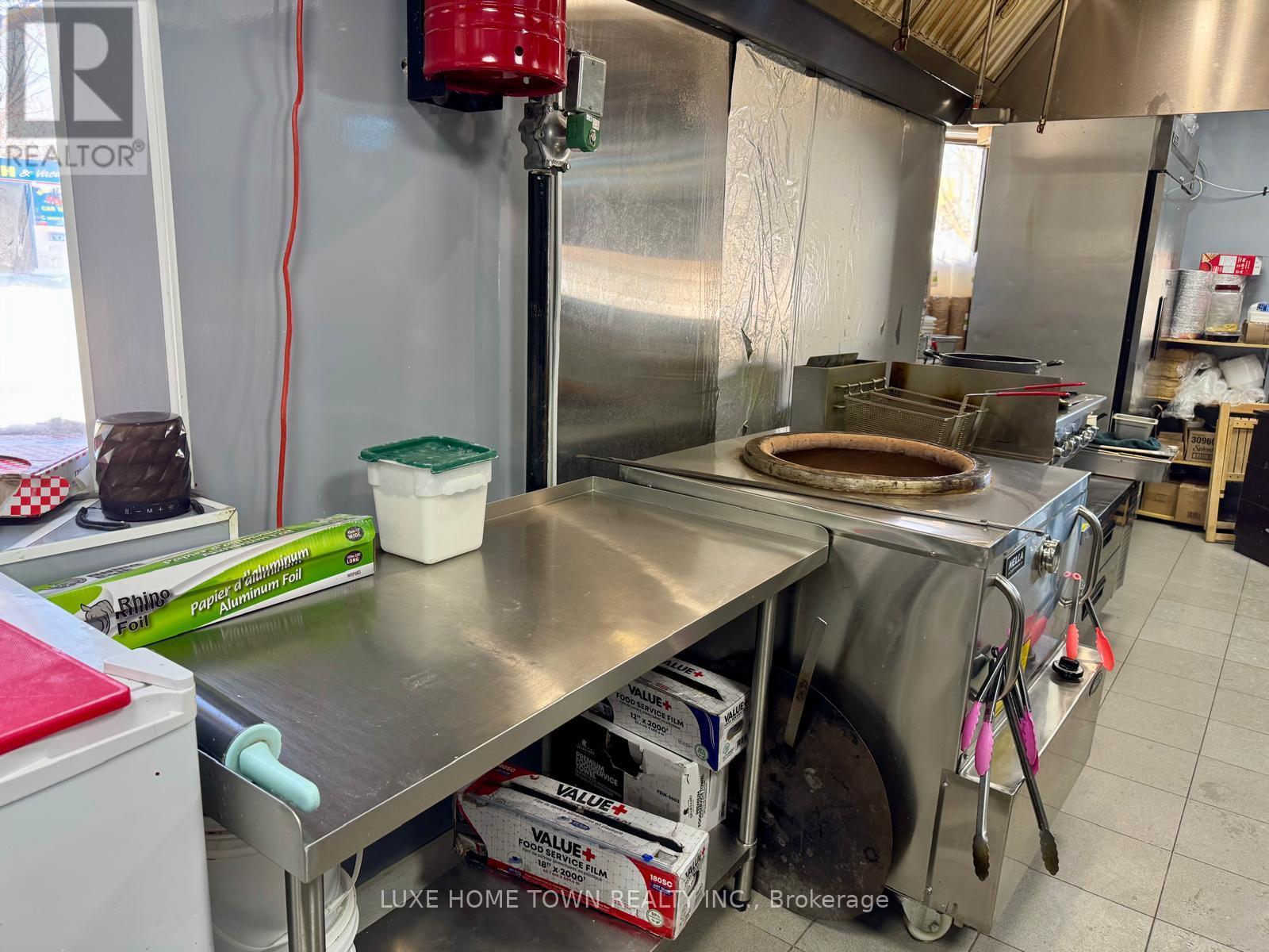 Unit 1 - 392 Main  N Street, Wellington North, Ontario  N0G 2L0 - Photo 18 - X12863874