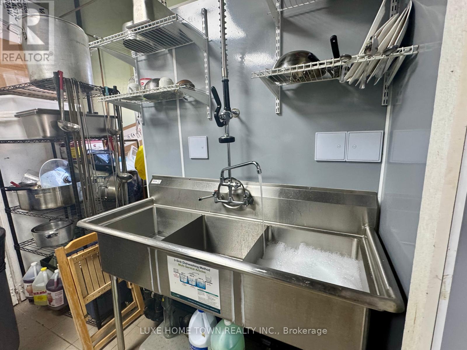 Unit 1 - 392 Main  N Street, Wellington North, Ontario  N0G 2L0 - Photo 25 - X12863874