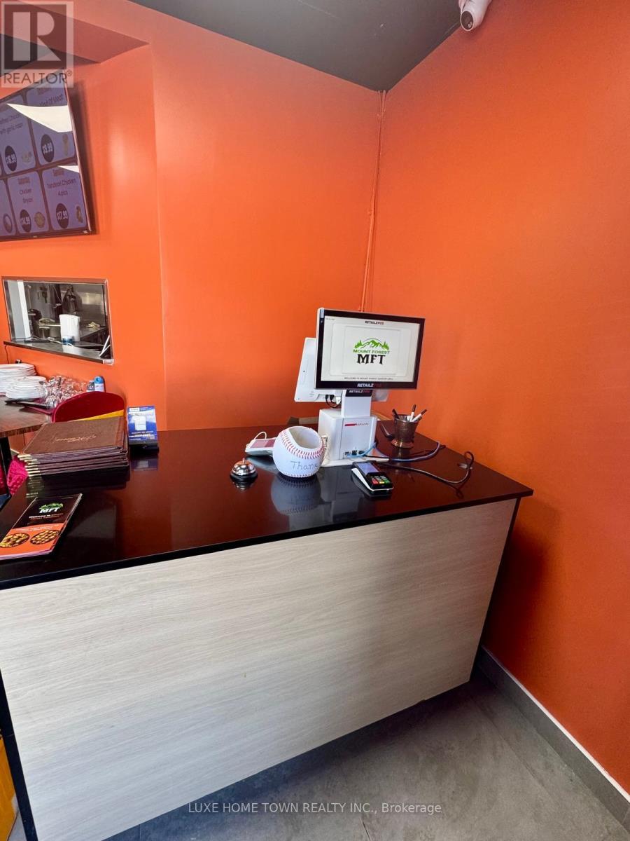 Unit 1 - 392 Main  N Street, Wellington North, Ontario  N0G 2L0 - Photo 7 - X12863874