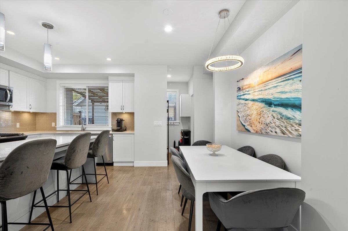 32579 Ross Drive, Mission, British Columbia  V2V 0G4 - Photo 8 - R3097541