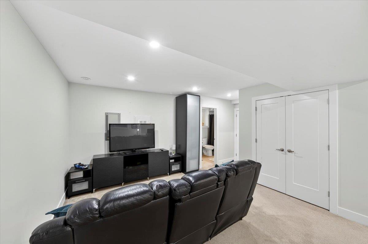 32579 Ross Drive, Mission, British Columbia  V2V 0G4 - Photo 18 - R3097541