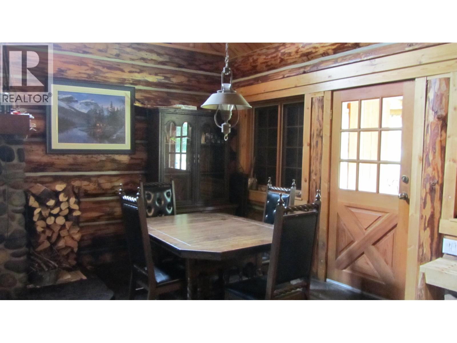 1500 Hutchison Road, 70 Mile House, British Columbia  V0K 2K0 - Photo 17 - R3097778