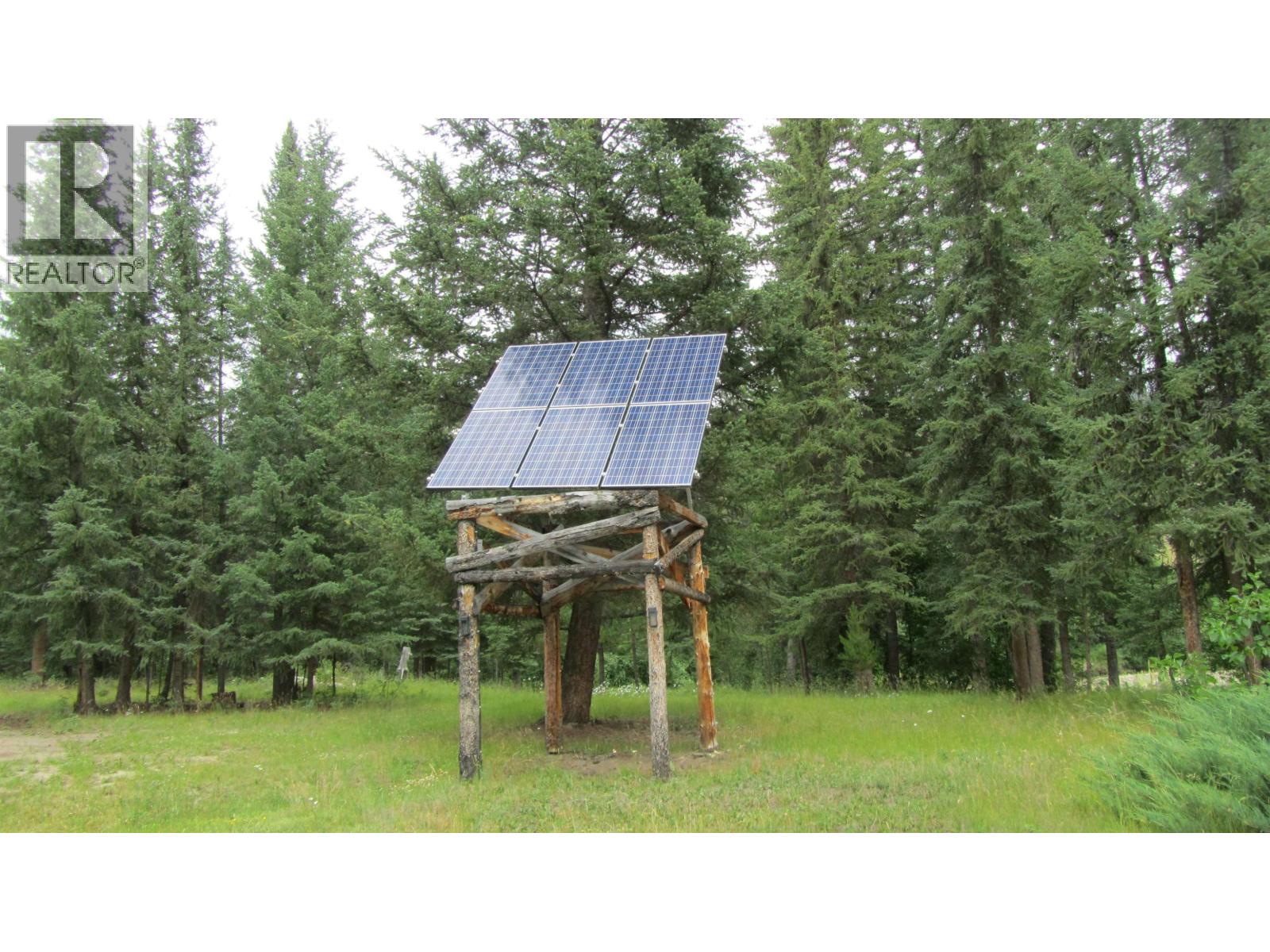 1500 Hutchison Road, 70 Mile House, British Columbia  V0K 2K0 - Photo 28 - R3097778