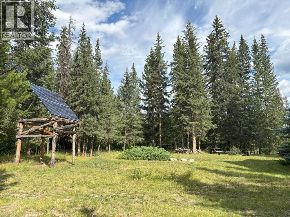 1500 Hutchison Road, 70 Mile House, British Columbia  V0K 2K0 - Photo 35 - R3097778