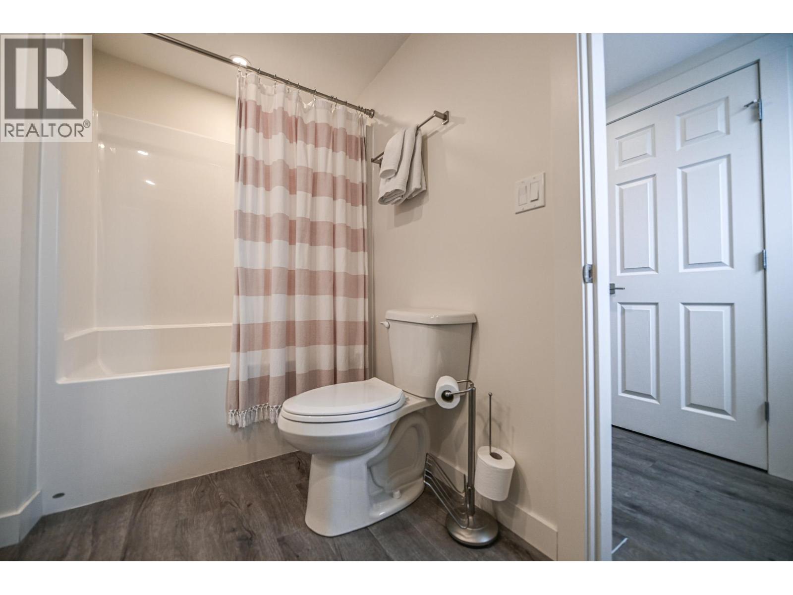 9418 Airport Access Road, Cranbrook, British Columbia  V1C 7E4 - Photo 22 - 10378666