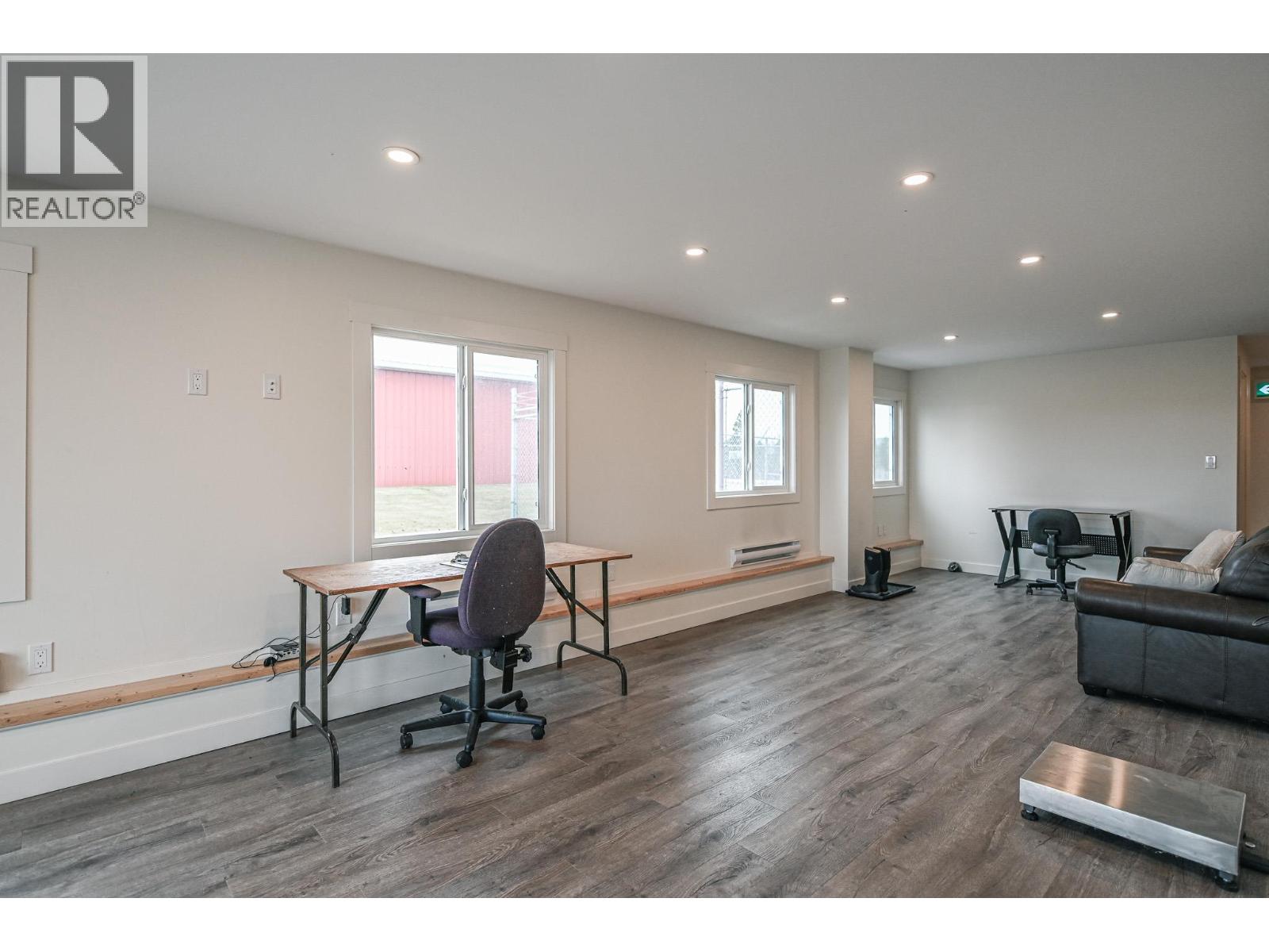 9418 Airport Access Road, Cranbrook, British Columbia  V1C 7E4 - Photo 32 - 10378666