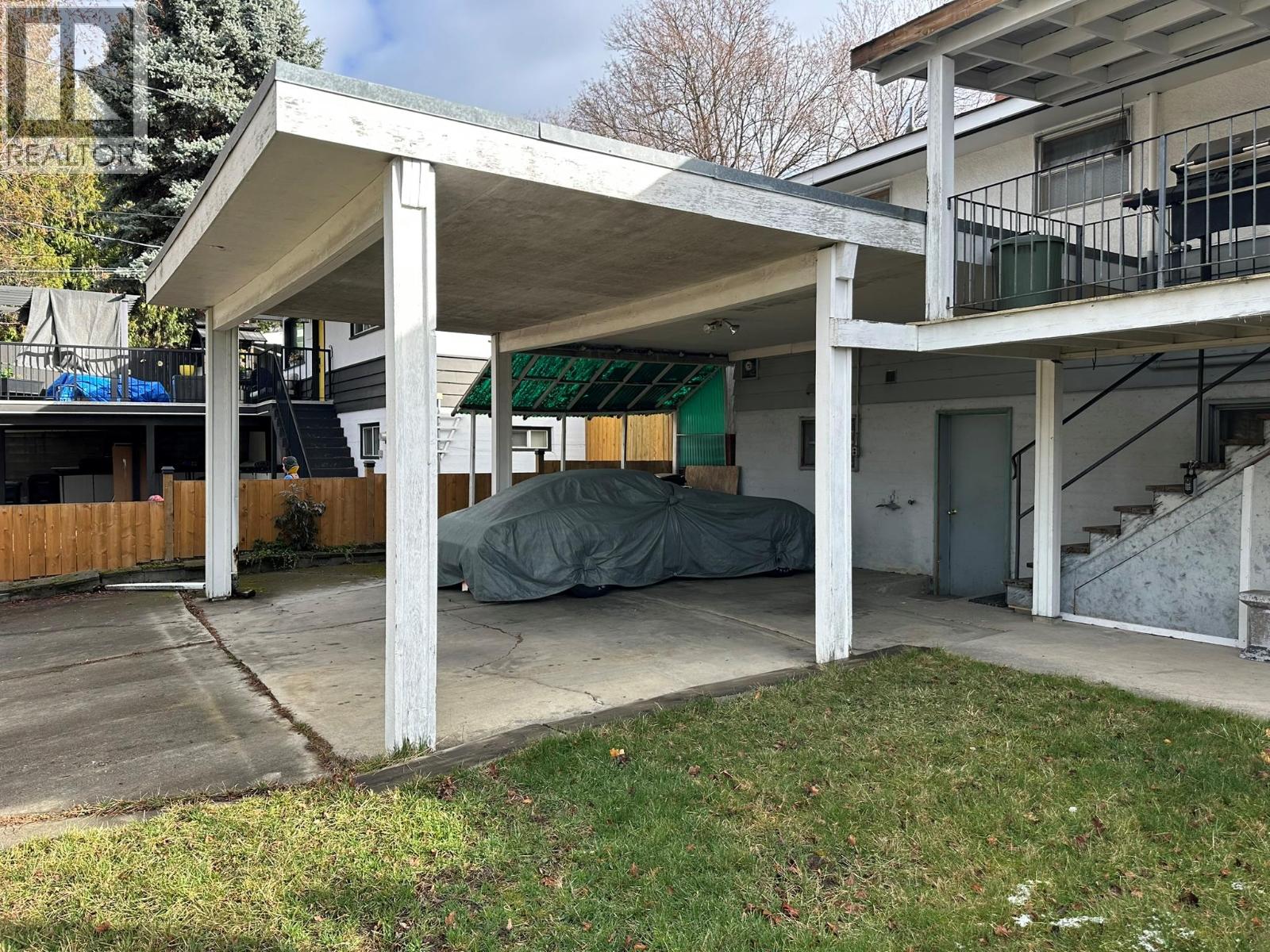 3306 Pleasant Valley Road, Vernon, British Columbia  V1T 4L5 - Photo 3 - 10378490