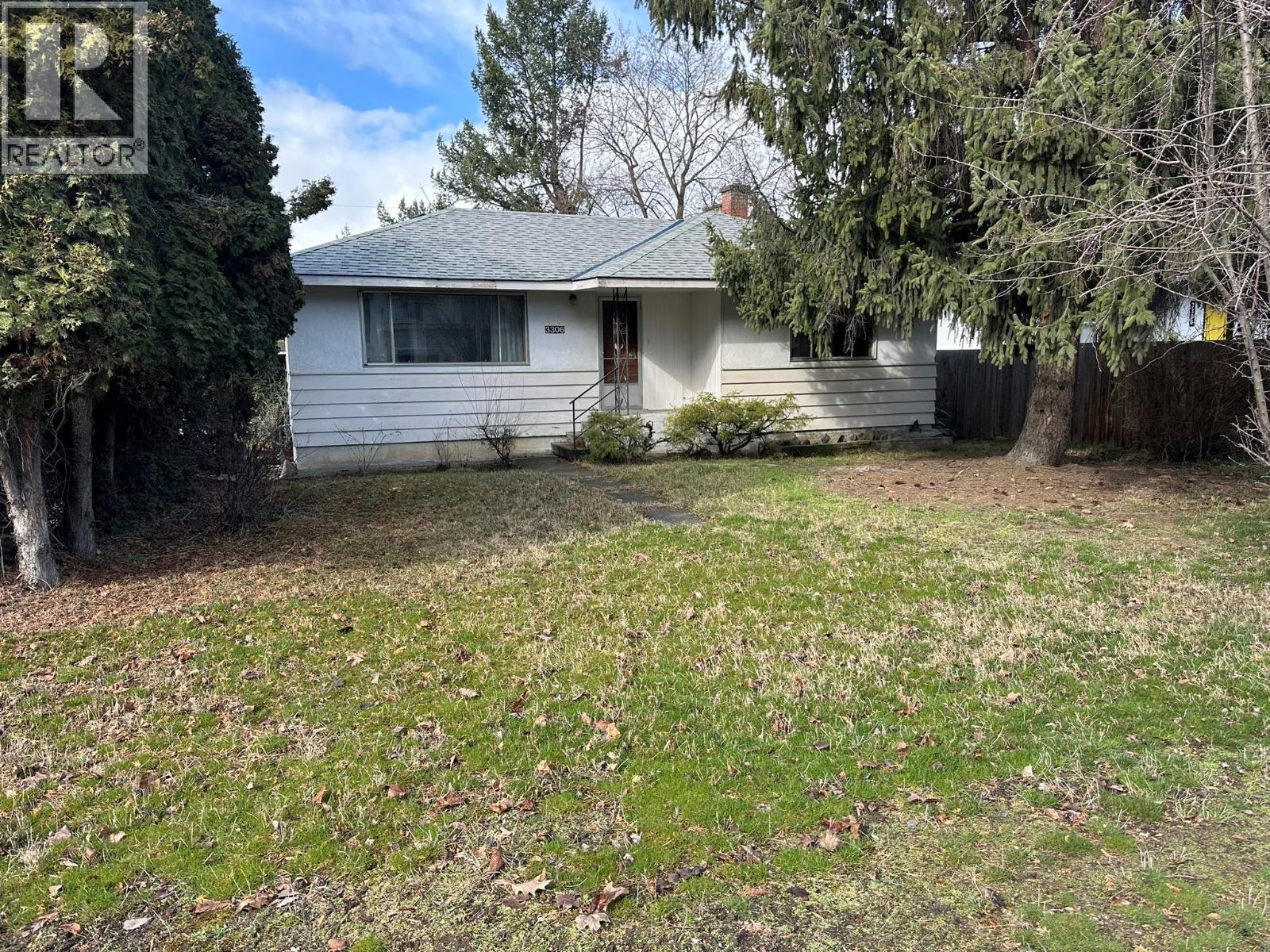 3306 Pleasant Valley Road, Vernon, British Columbia  V1T 4L5 - Photo 4 - 10378490