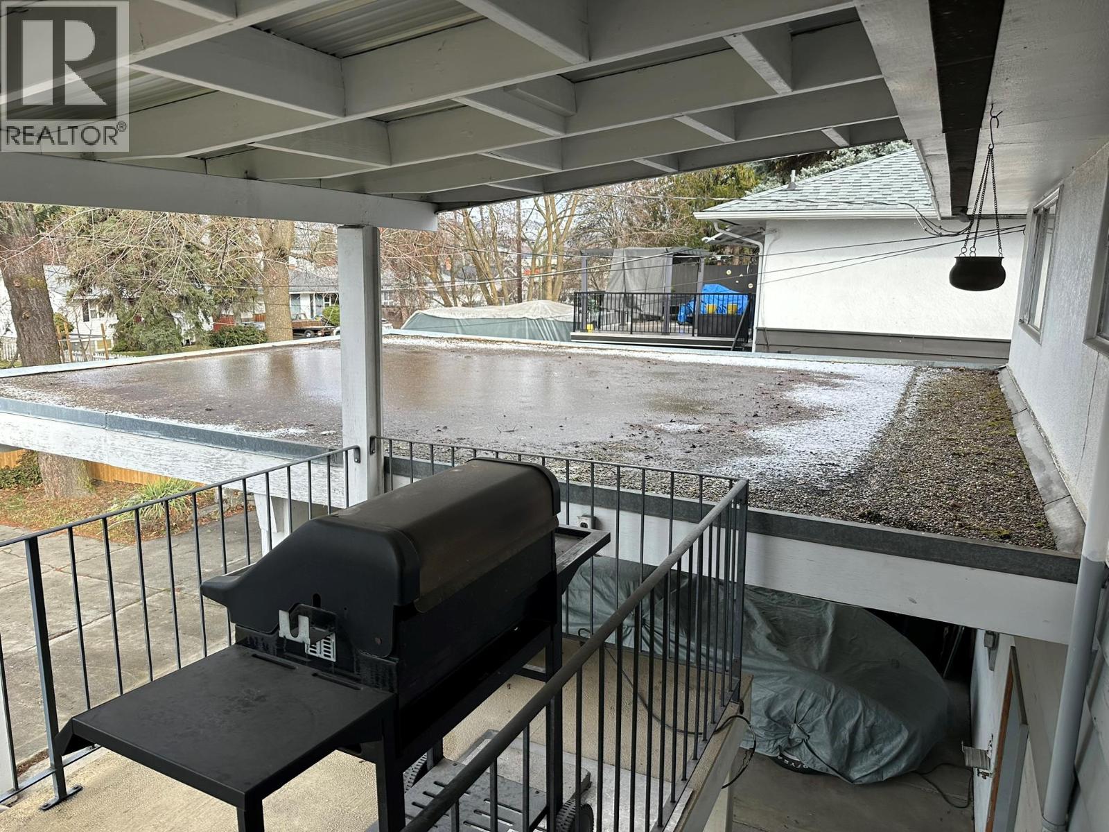 3306 Pleasant Valley Road, Vernon, British Columbia  V1T 4L5 - Photo 44 - 10378490