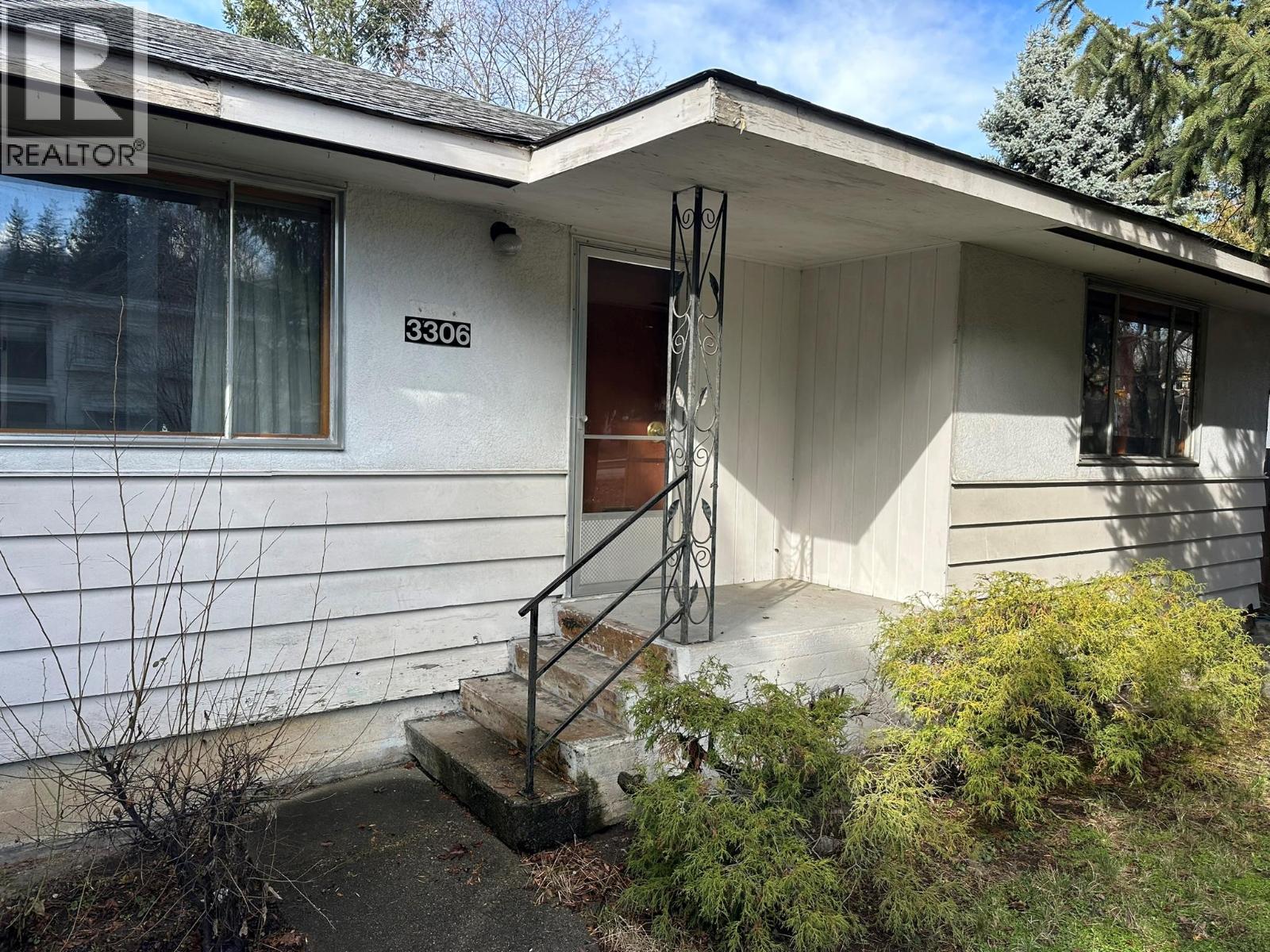 3306 Pleasant Valley Road, Vernon, British Columbia  V1T 4L5 - Photo 56 - 10378490