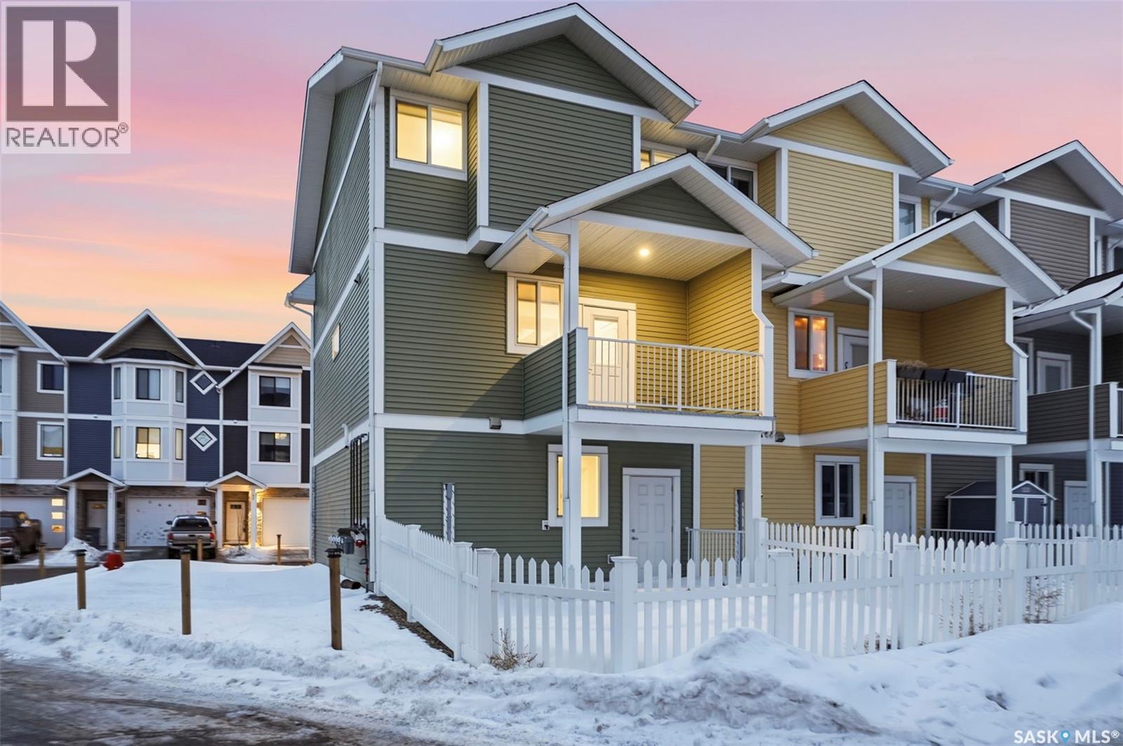 47 900 St Andrews Lane, Warman, Saskatchewan  S0K 4S4 - Photo 33 - SK027163