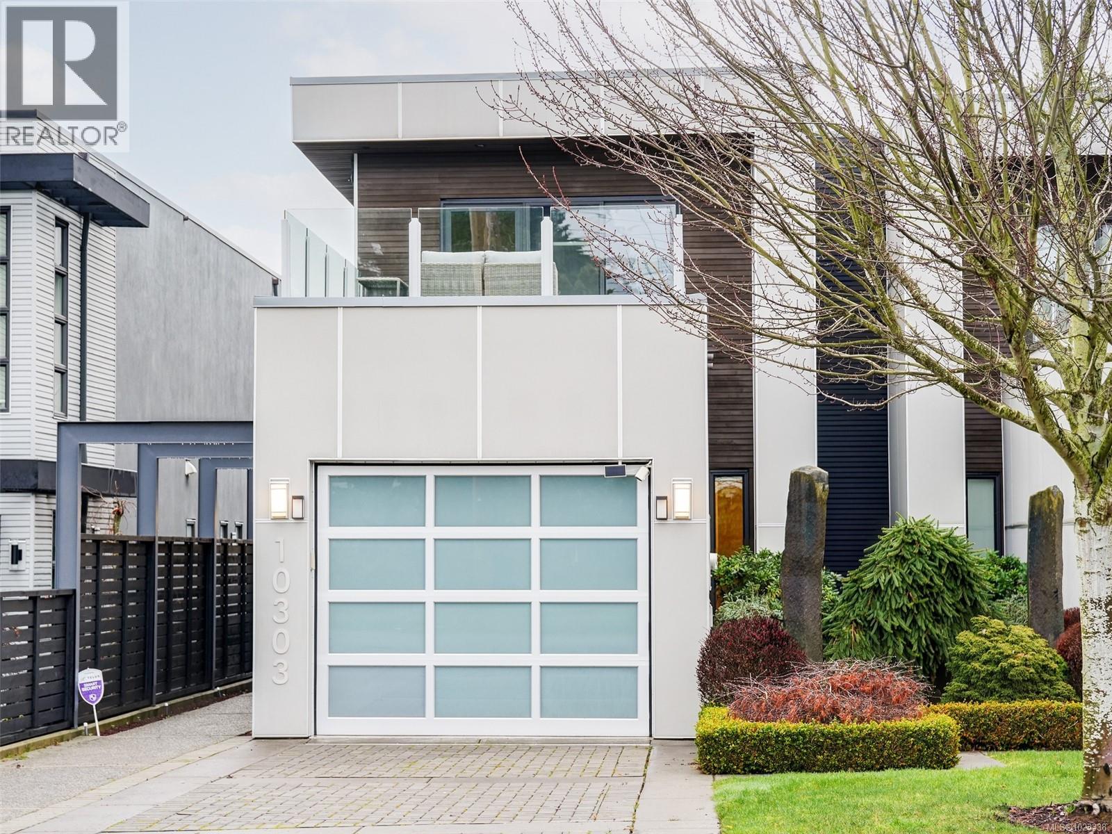 10303 Resthaven Dr, Sidney, British Columbia  V8L 3H2 - Photo 42 - 1023338