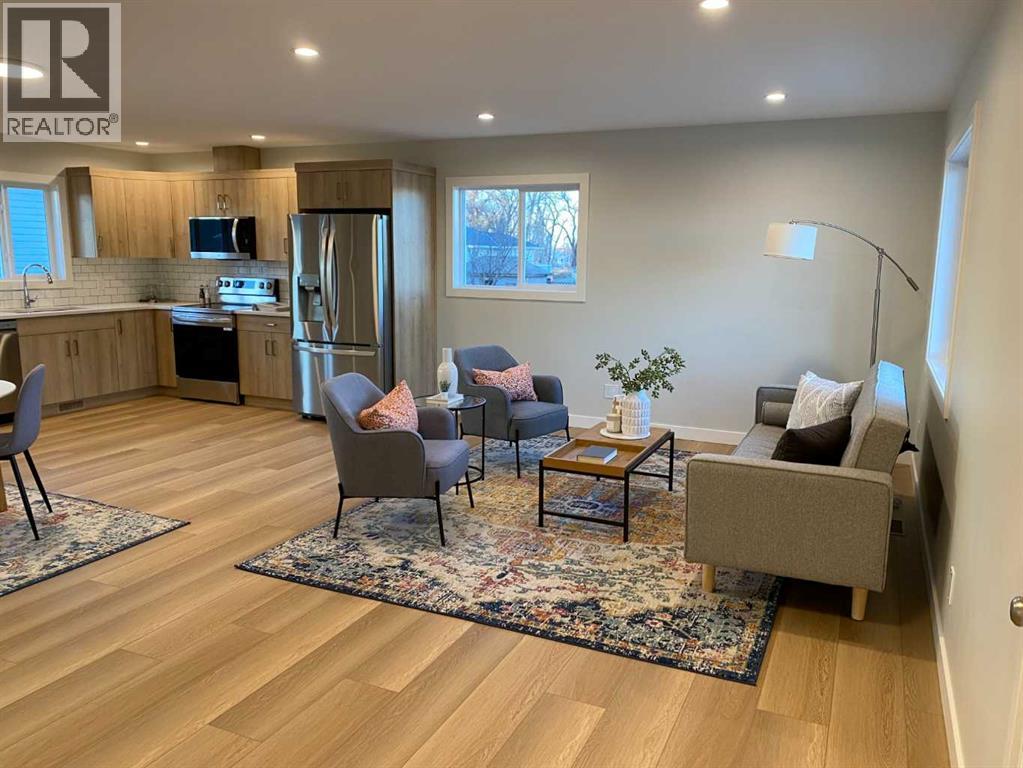 4202 57 Street, Taber, Alberta  T1G 0G8 - Photo 4 - A2291358