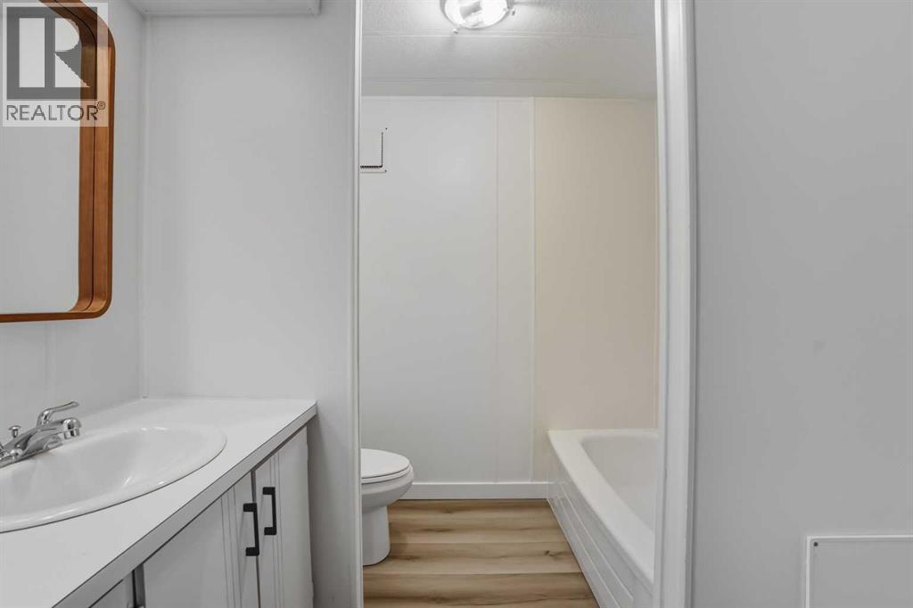 8, 29415 Range Rd 52, Rural Mountain View County, Alberta  T0M 2E0 - Photo 21 - A2290127