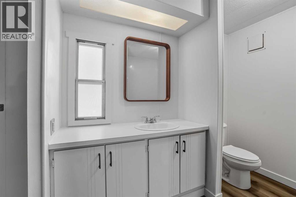 8, 29415 Range Rd 52, Rural Mountain View County, Alberta  T0M 2E0 - Photo 20 - A2290127