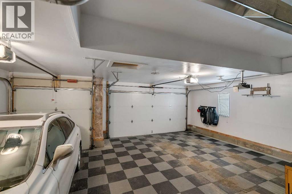 151 Stonemere Green, Chestermere, Alberta  T1X 0S2 - Photo 36 - A2291487