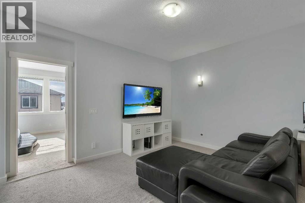 151 Stonemere Green, Chestermere, Alberta  T1X 0S2 - Photo 25 - A2291487