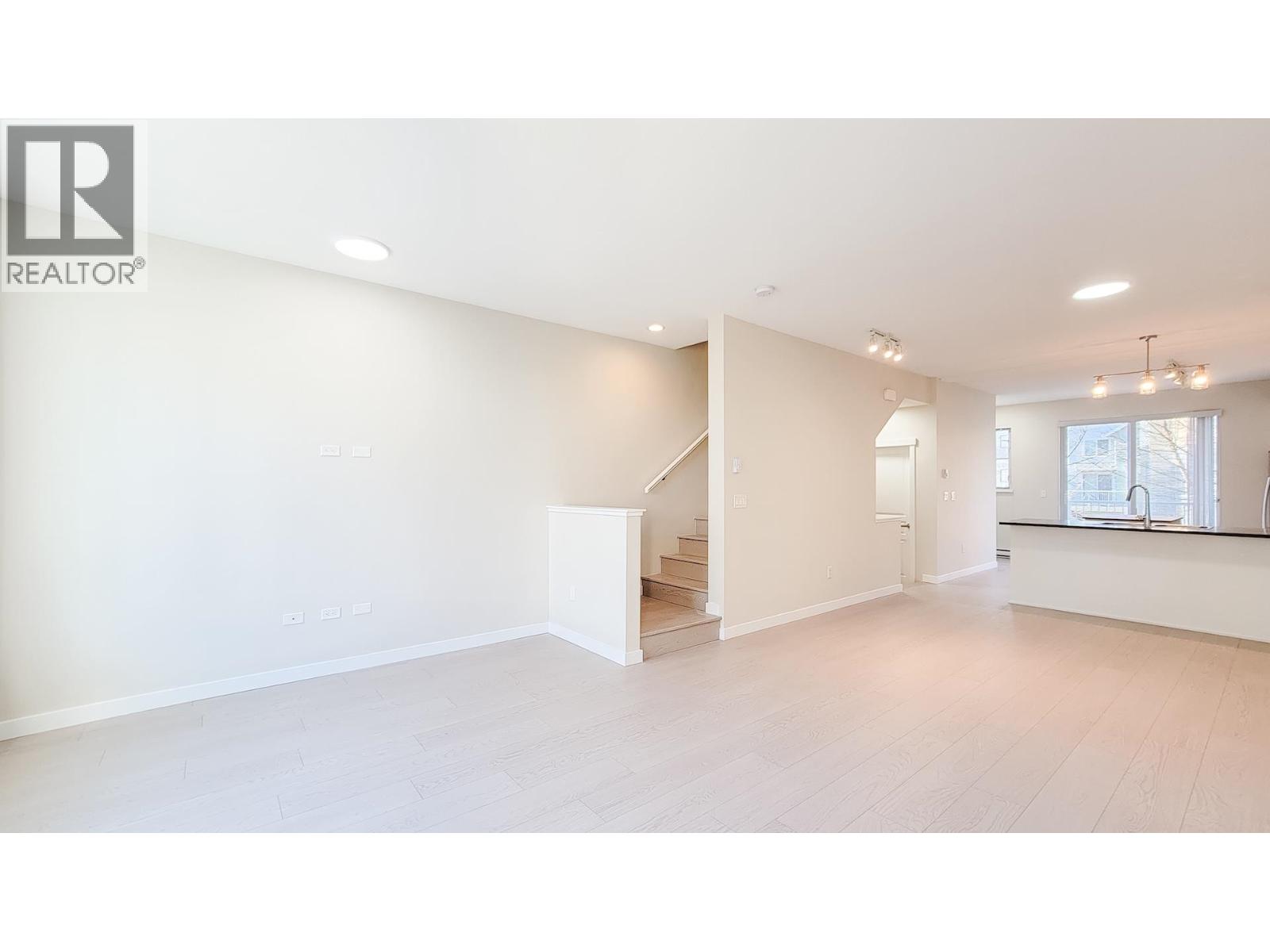 100 5550 Admiral Way, Delta, British Columbia  V4K 0C4 - Photo 7 - R3097682