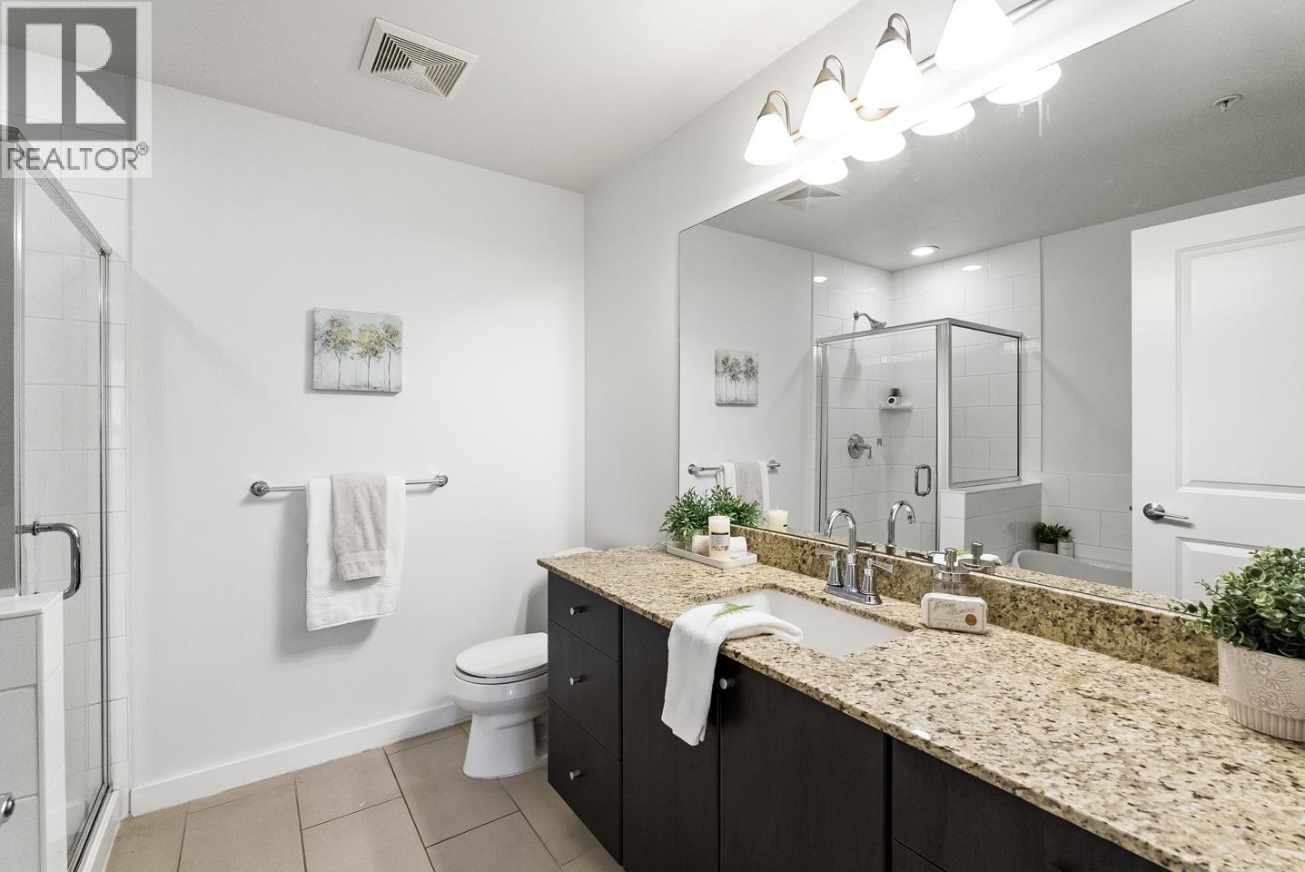 312 245 Ross Drive, New Westminster, British Columbia  V3L 0B6 - Photo 17 - R3097710