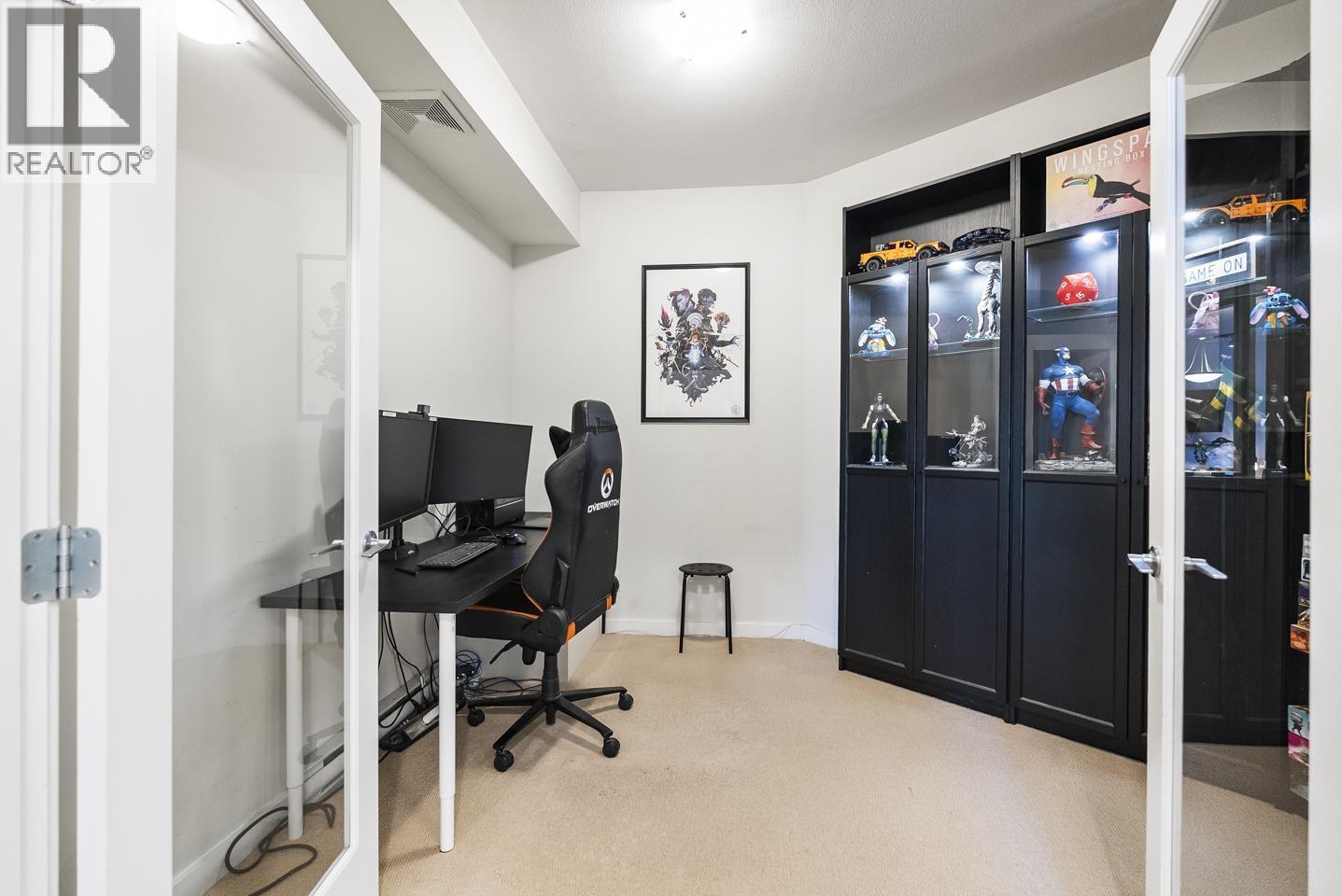 312 245 Ross Drive, New Westminster, British Columbia  V3L 0B6 - Photo 23 - R3097710