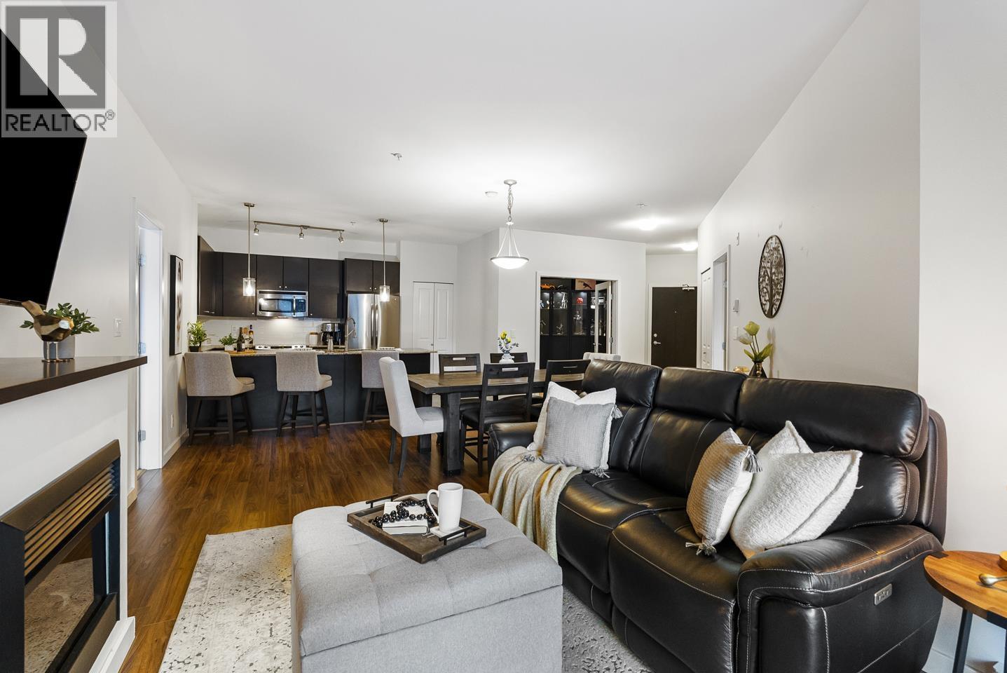 312 245 Ross Drive, New Westminster, British Columbia  V3L 0B6 - Photo 5 - R3097710