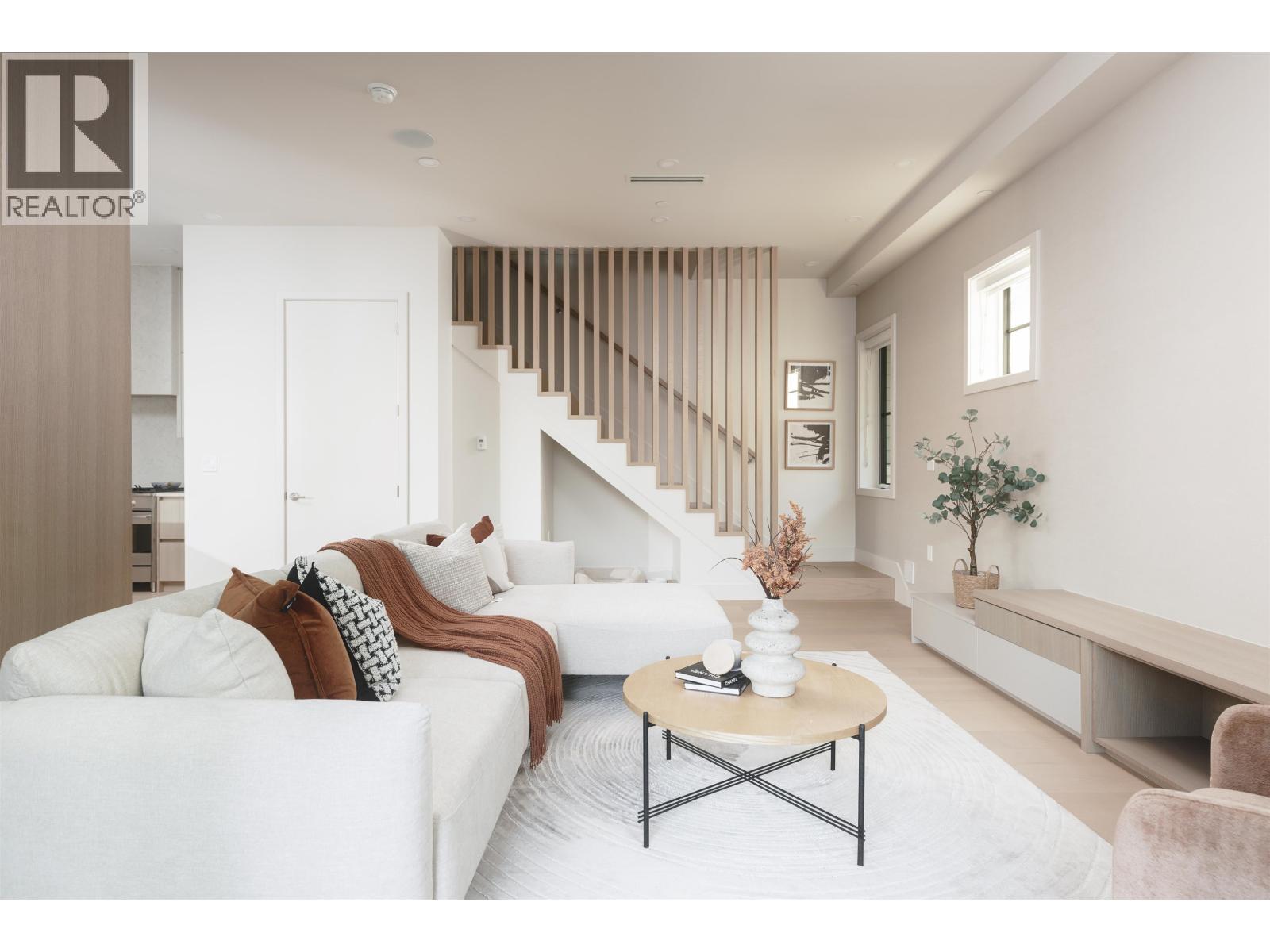 2136 E 10th Avenue, Vancouver, British Columbia  V5N 1Y1 - Photo 9 - R3097739