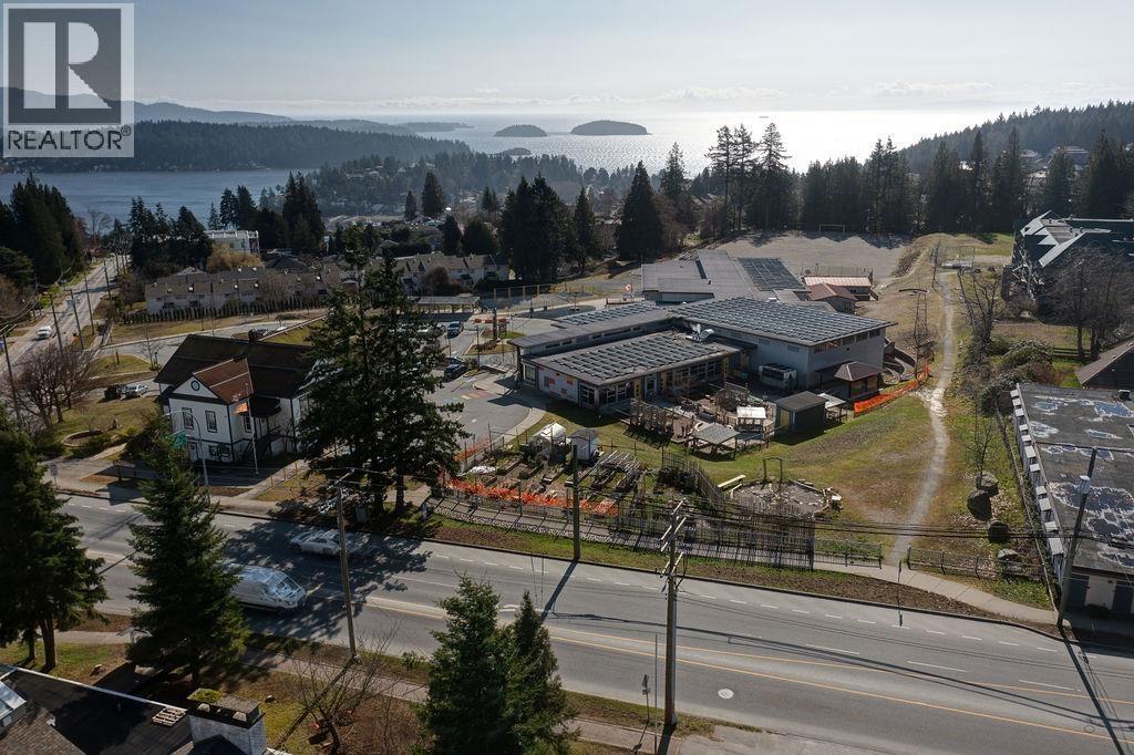 5 822 Gibsons Way, Gibsons, British Columbia  V0N 1V7 - Photo 28 - R3097749