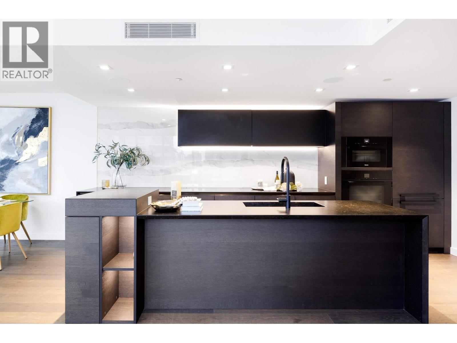 120x 620 Cardero Street, Vancouver, British Columbia  V6G 3H7 - Photo 3 - R3097736