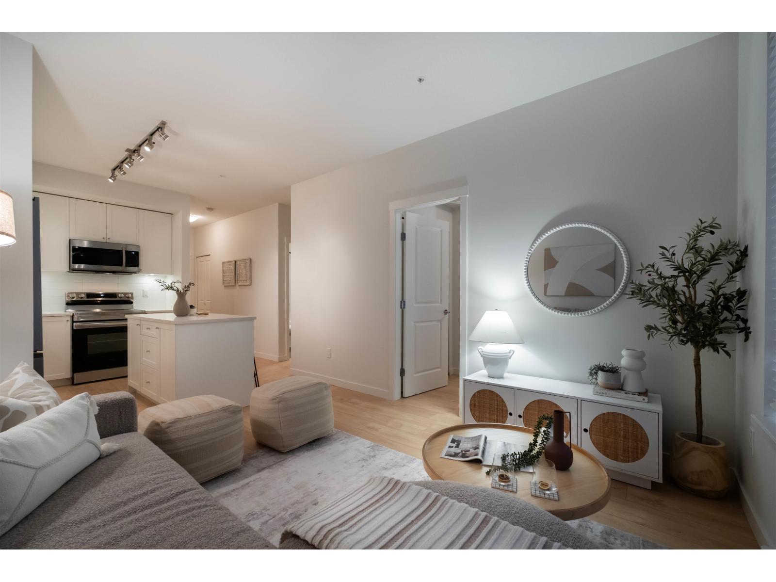 113 15858 Fraser Highway, Surrey, British Columbia  V4N 6X4 - Photo 5 - R3097738