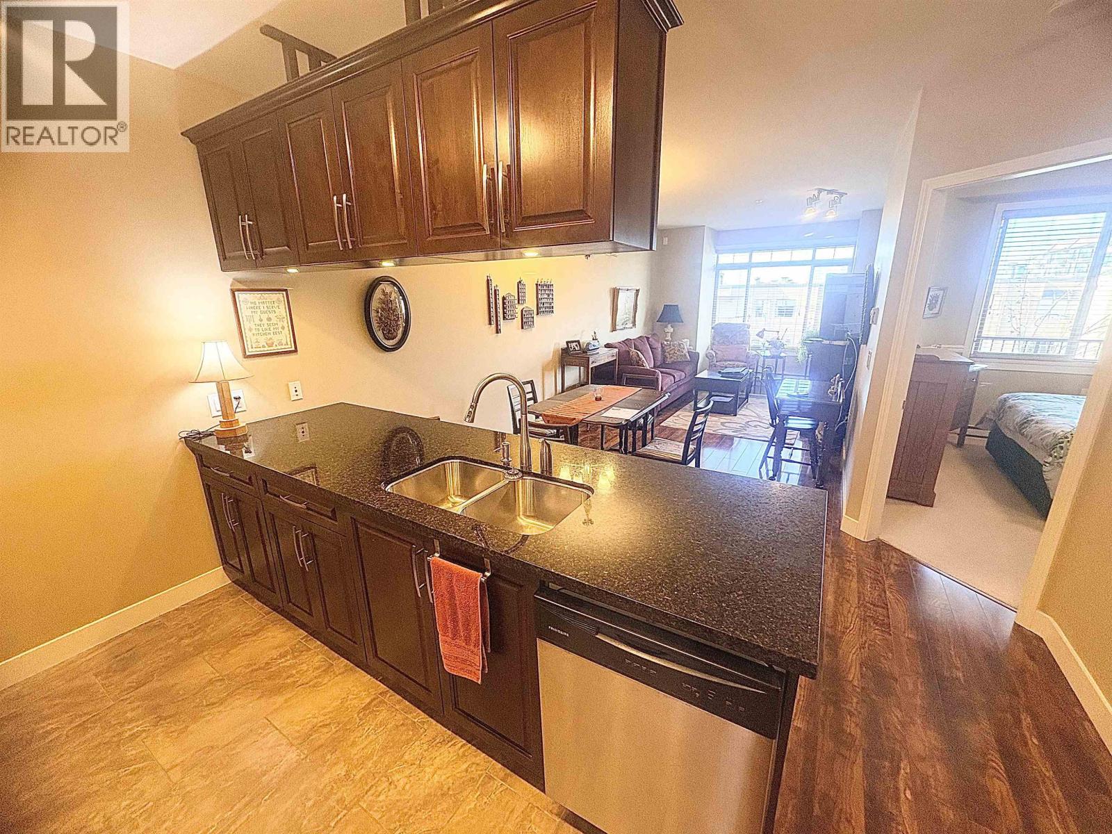 312 11887 Burnett Street, Maple Ridge, British Columbia  V2X 6P6 - Photo 9 - R3097672