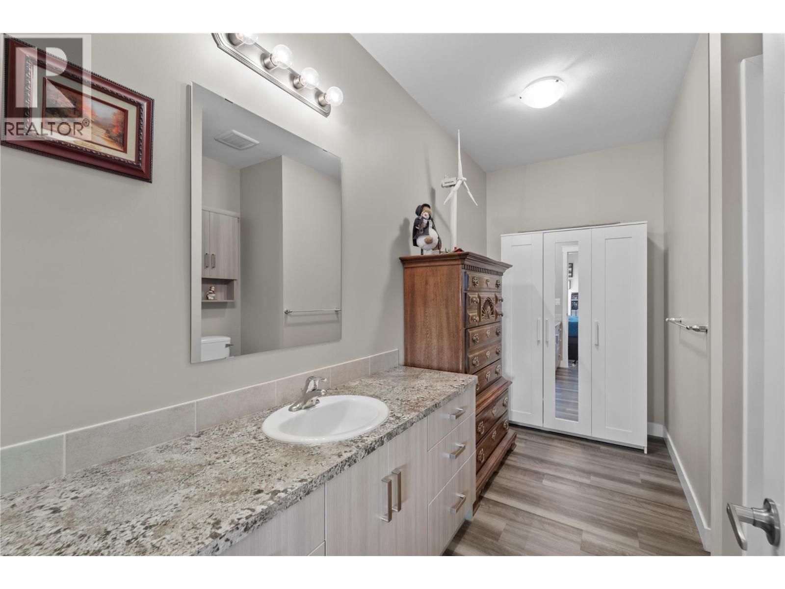 2569 Spring Bank Avenue, Merritt, British Columbia  V1K 1S1 - Photo 21 - 10378587