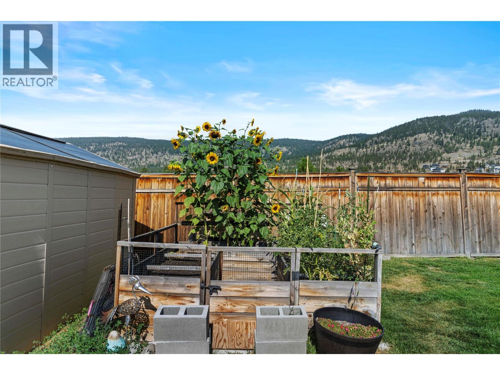 2569 Spring Bank Avenue, Merritt, British Columbia  V1K 1S1 - Photo 28 - 10378587