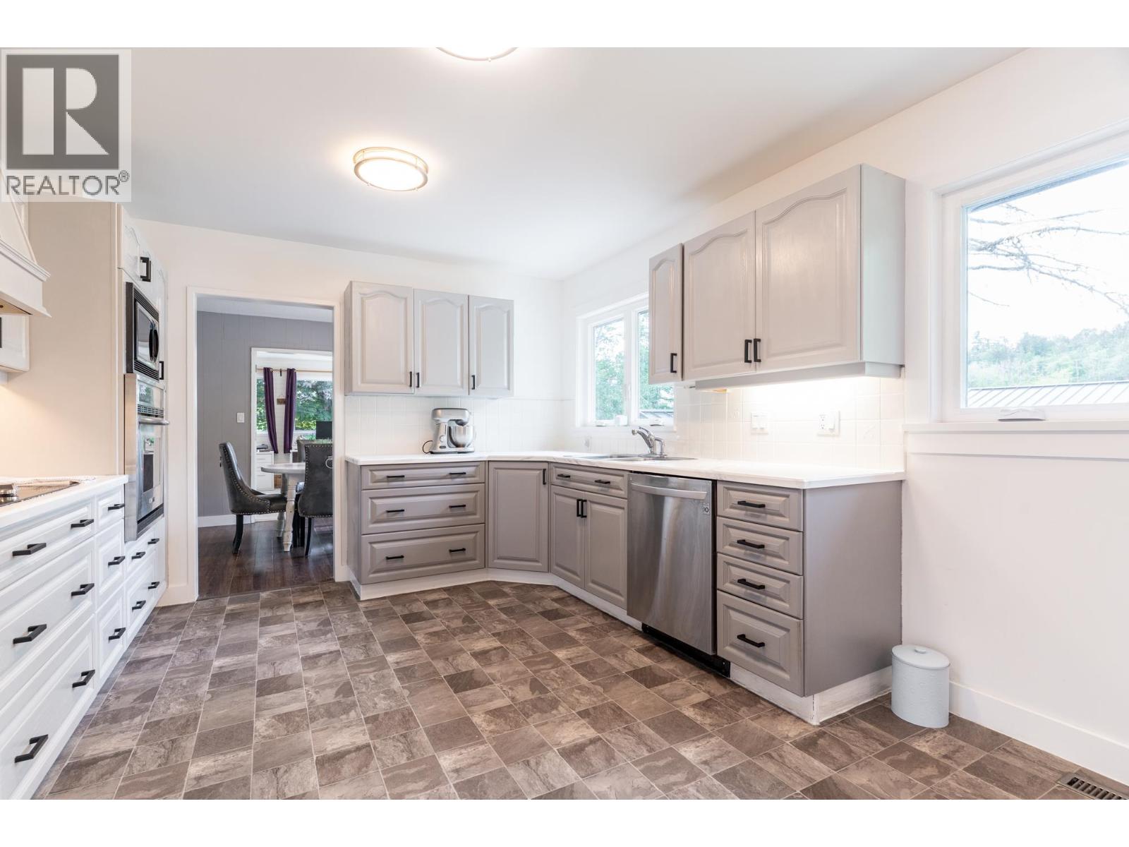 24991 100 Avenue, Maple Ridge, British Columbia  V2W 1S3 - Photo 8 - R3097467