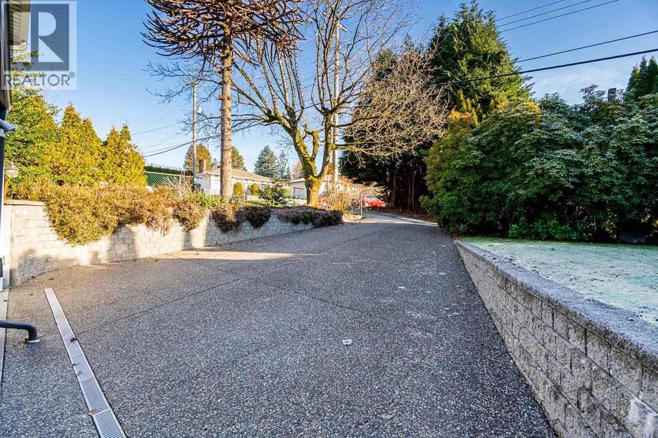 1910 Holdom Avenue, Burnaby, British Columbia  V5B 3W3 - Photo 22 - R3097715