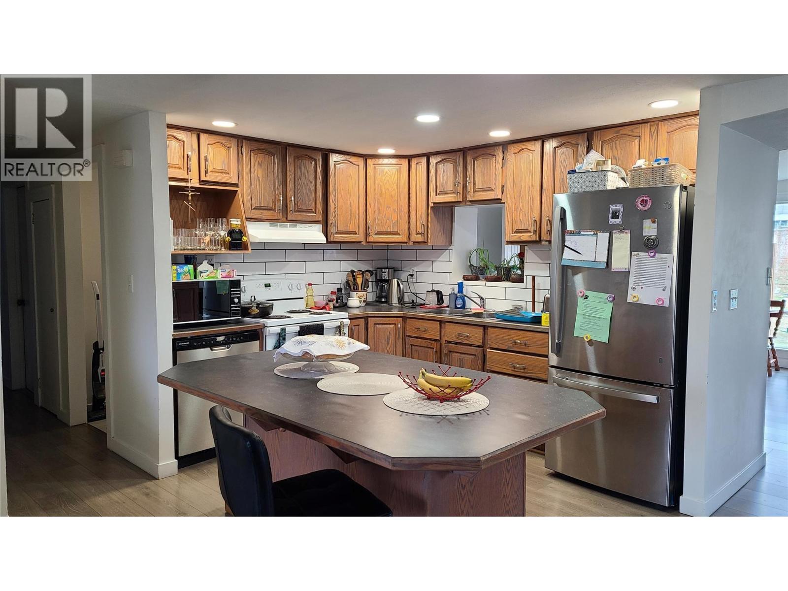 7361 Tucelnuit Drive, Oliver, British Columbia  V0H 1T2 - Photo 4 - 10378657