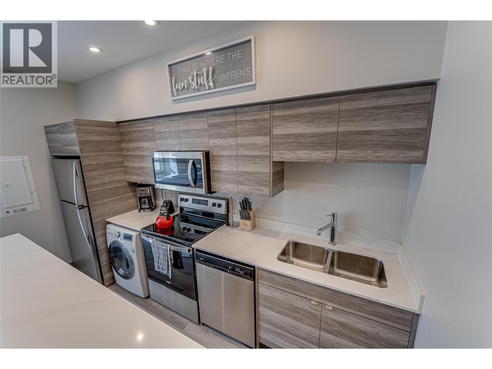 2555 Lakeshore Road Unit# 321, Vernon, British Columbia  V1H 1M9 - Photo 12 - 10378729