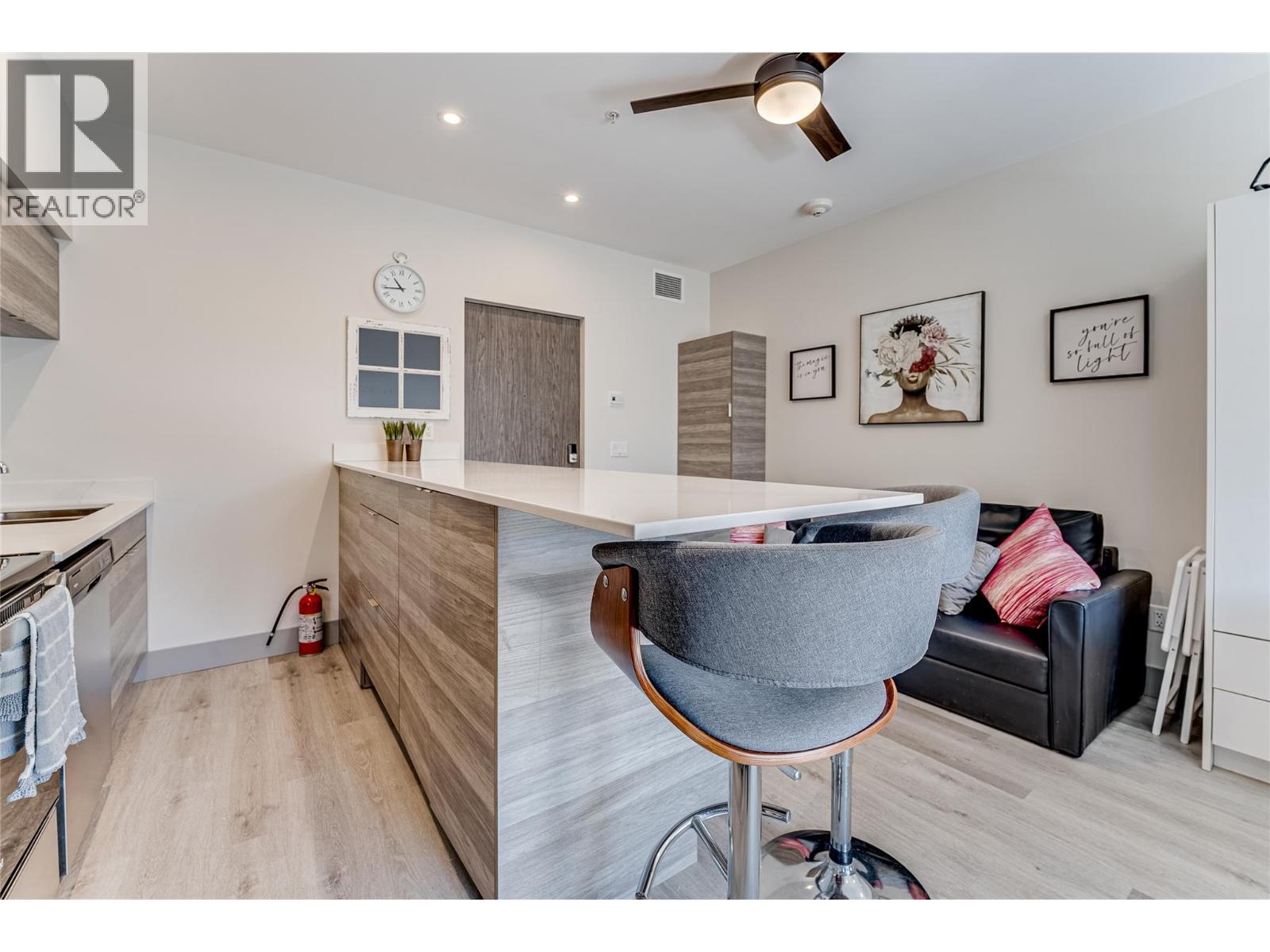 2555 Lakeshore Road Unit# 321, Vernon, British Columbia  V1H 1M9 - Photo 8 - 10378729