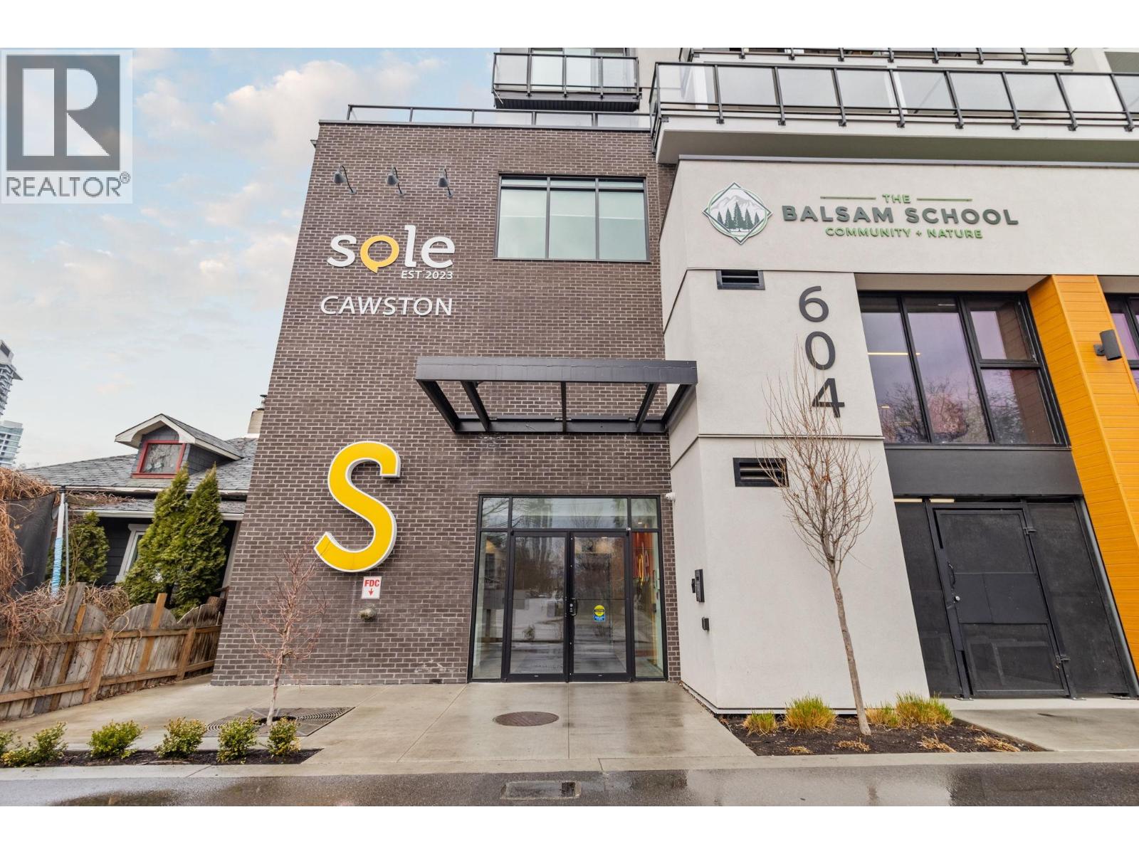 604 Cawston Avenue Unit# 404, Kelowna, British Columbia
