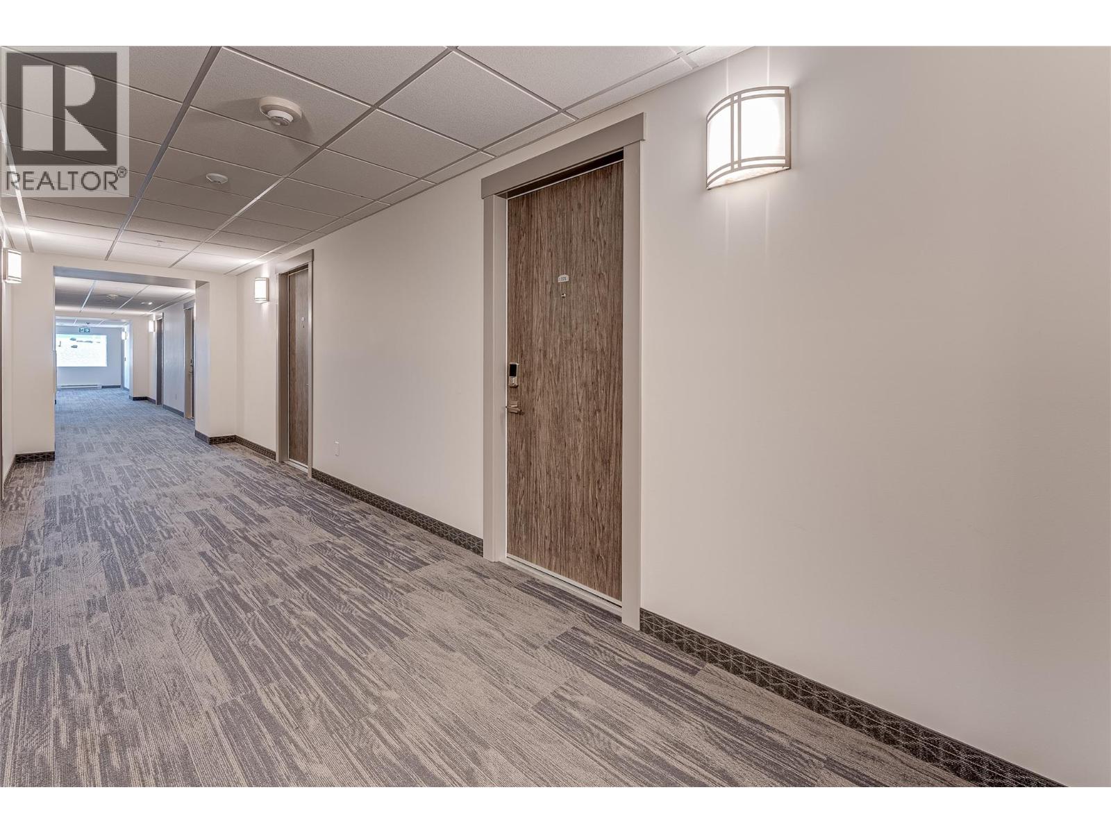 2555 Lakeshore Road Unit# 321, Vernon, British Columbia  V1H 1M9 - Photo 4 - 10378729