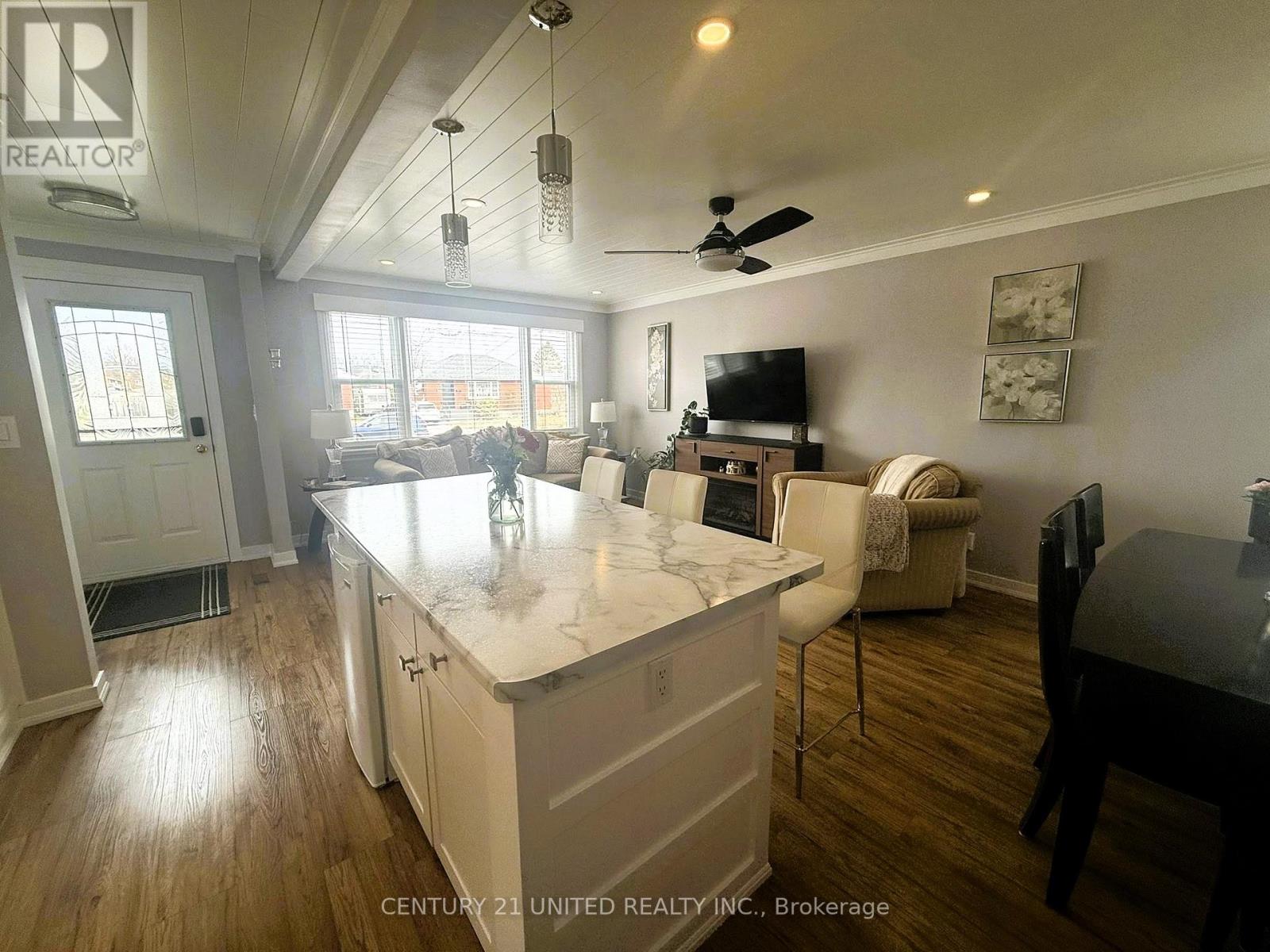 537 Shirley Street, Cobourg, Ontario  K9A 2A4 - Photo 4 - X12857394