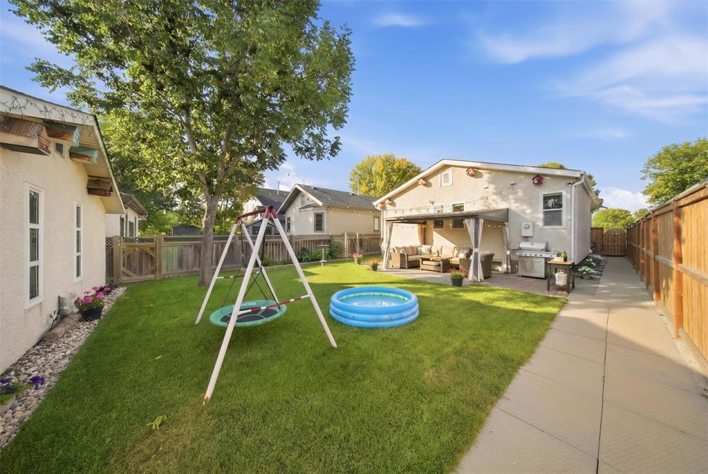 1406 Leila Avenue, Winnipeg, Manitoba  R2P 1J8 - Photo 35 - 202604178