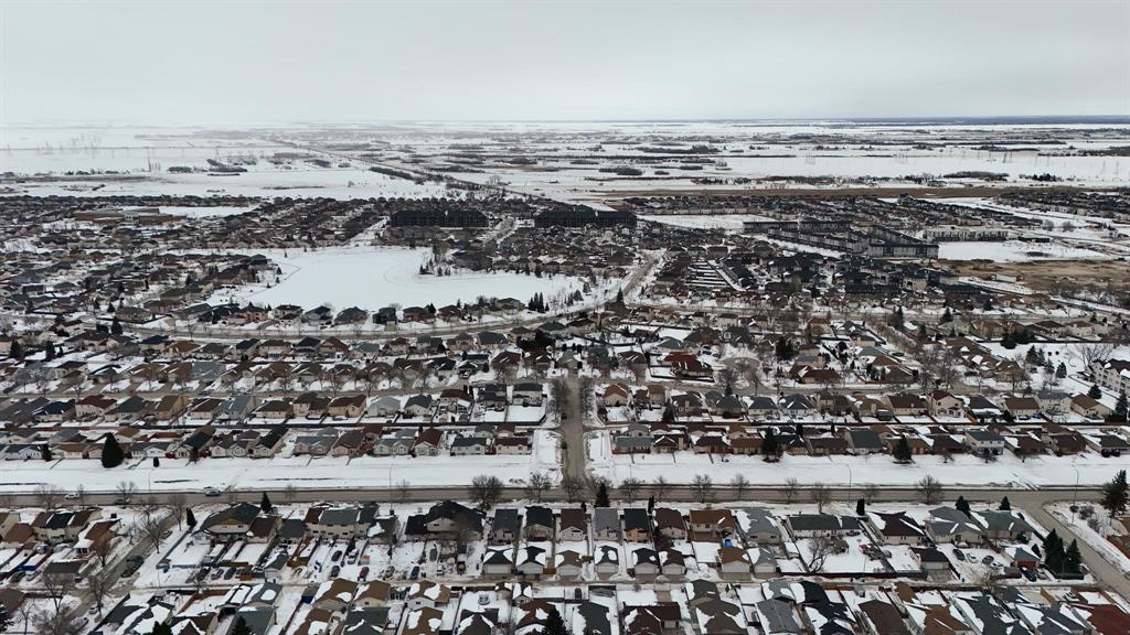 1406 Leila Avenue, Winnipeg, Manitoba  R2P 1J8 - Photo 40 - 202604178