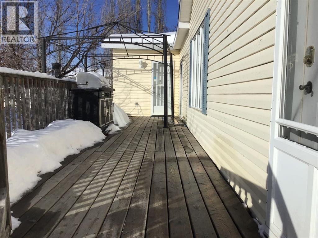 14 Jackson Place, Whitecourt, Alberta  T7S 1T9 - Photo 11 - A2291214