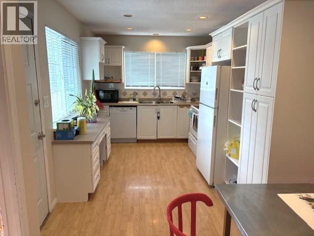 6811 Riverdale Drive, Richmond, British Columbia  V7C 2G3 - Photo 8 - R3097644