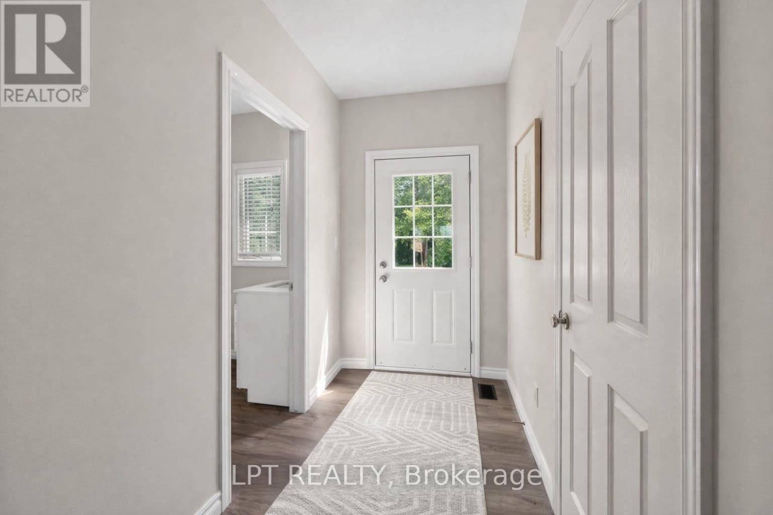 92 Tate's Bay Road, Trent Lakes, Ontario  K0M 1A0 - Photo 5 - X12863968