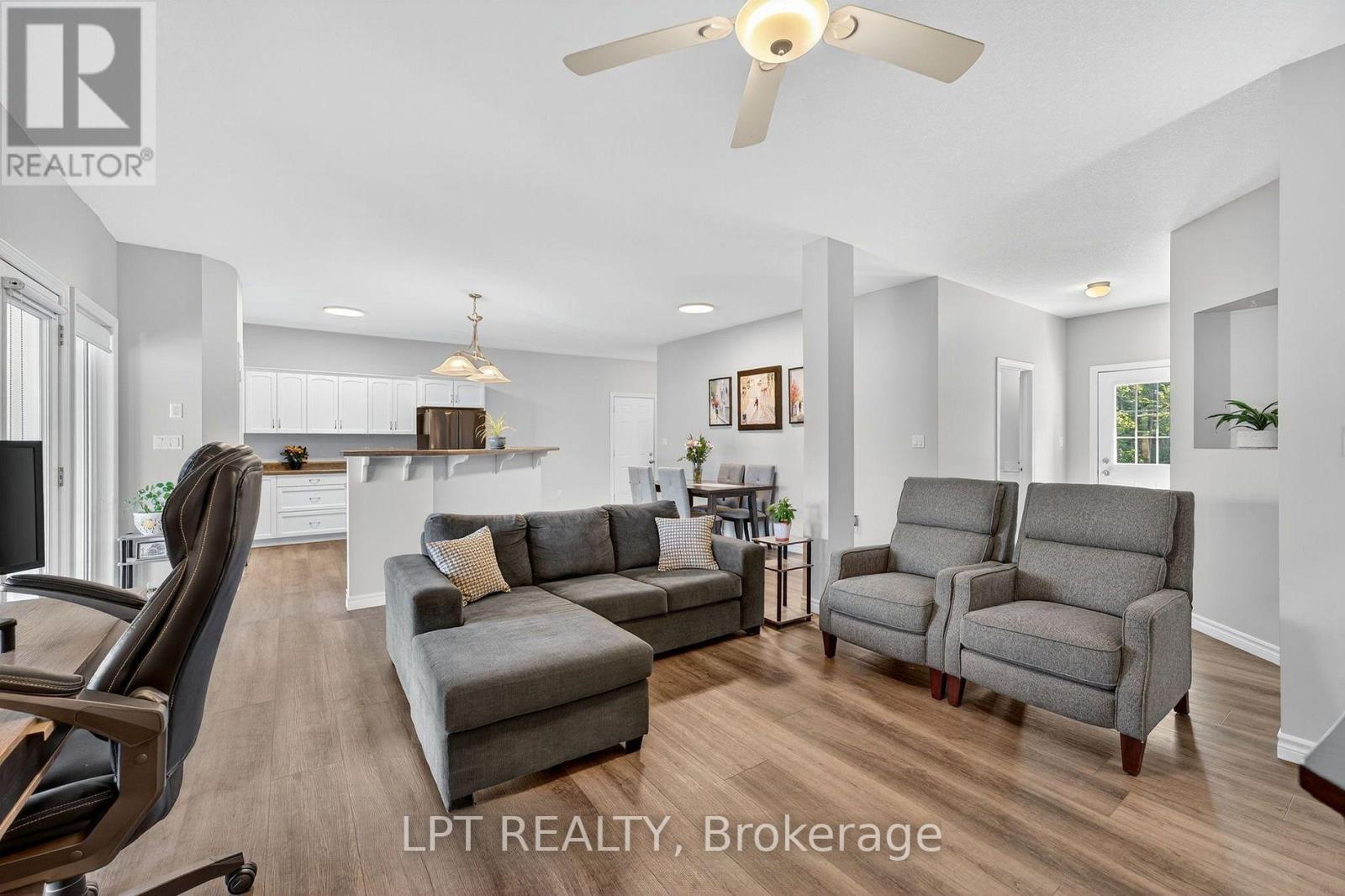 92 Tate's Bay Road, Trent Lakes, Ontario  K0M 1A0 - Photo 8 - X12863968